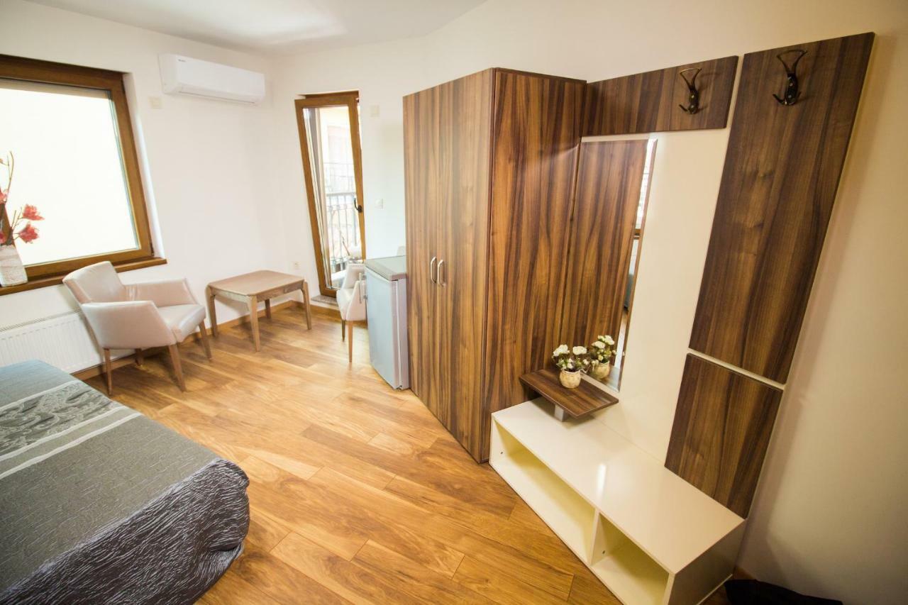 Breeze Guest House Chernomorets Bagian luar foto