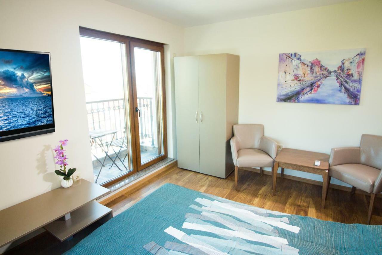 Breeze Guest House Chernomorets Bagian luar foto