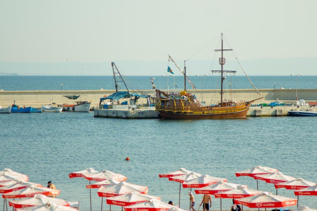 Breeze Guest House Chernomorets Bagian luar foto